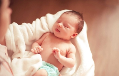 Kỹ năng chăm sóc em bé sau sinh đúng cách