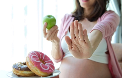 Chăm sóc bà bầu 3 tháng giữa thai kỳ cần lưu ý những gì ?