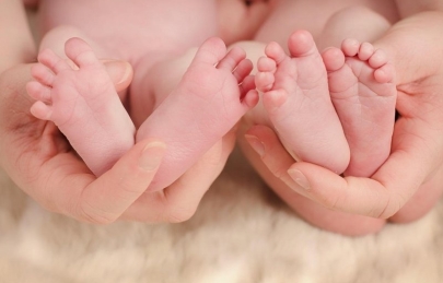 Hướng dẫn cách chăm sóc cho mẹ bầu mang song thai